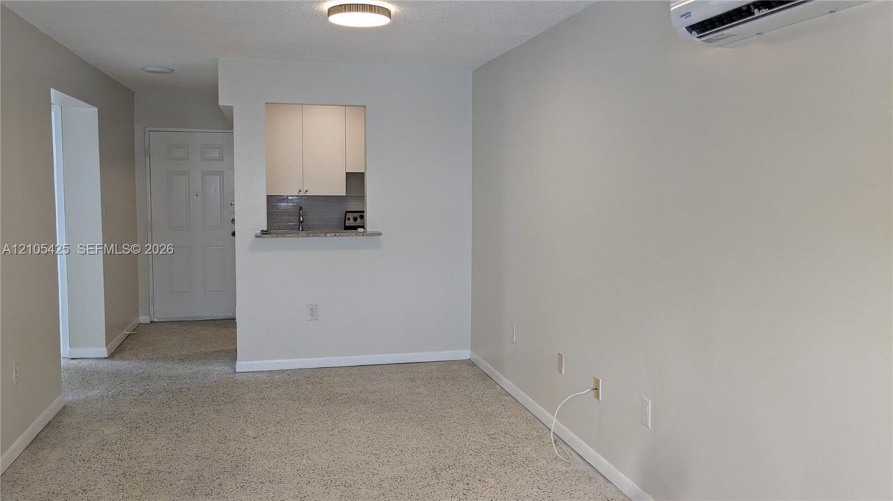 142 SW 18th Ave , Unit 24, Miami, FL 33135 Photo