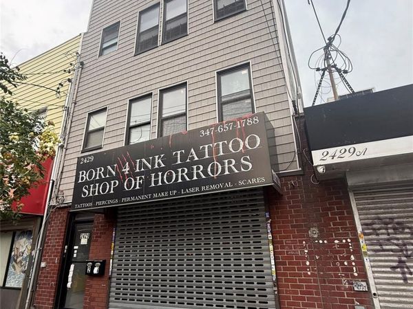 2429 E Tremont Avenue , Bronx, NY 10461