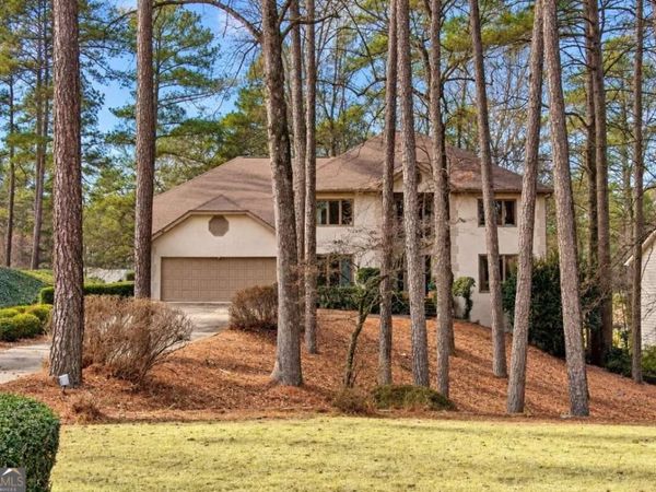 2225 Roxburgh Drive, Roswell, GA 30076