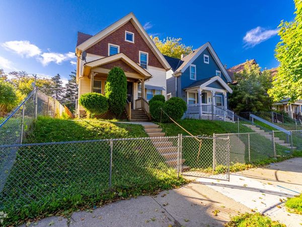 3151 N 14th STREET, Milwaukee, WI 53206
