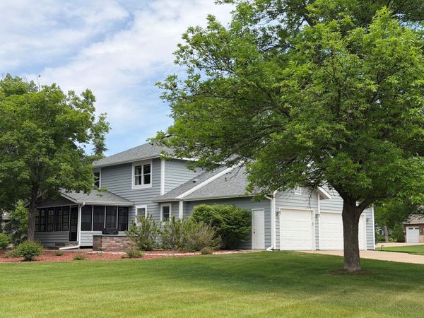 2721 Meadowrose Boulevard, Saint Cloud, MN 56301