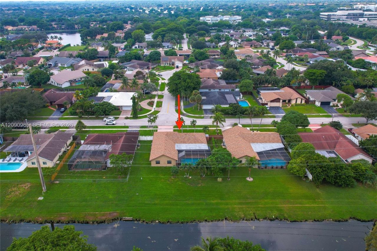 1250 NW 76th Ave, Plantation, FL 33322 Photo