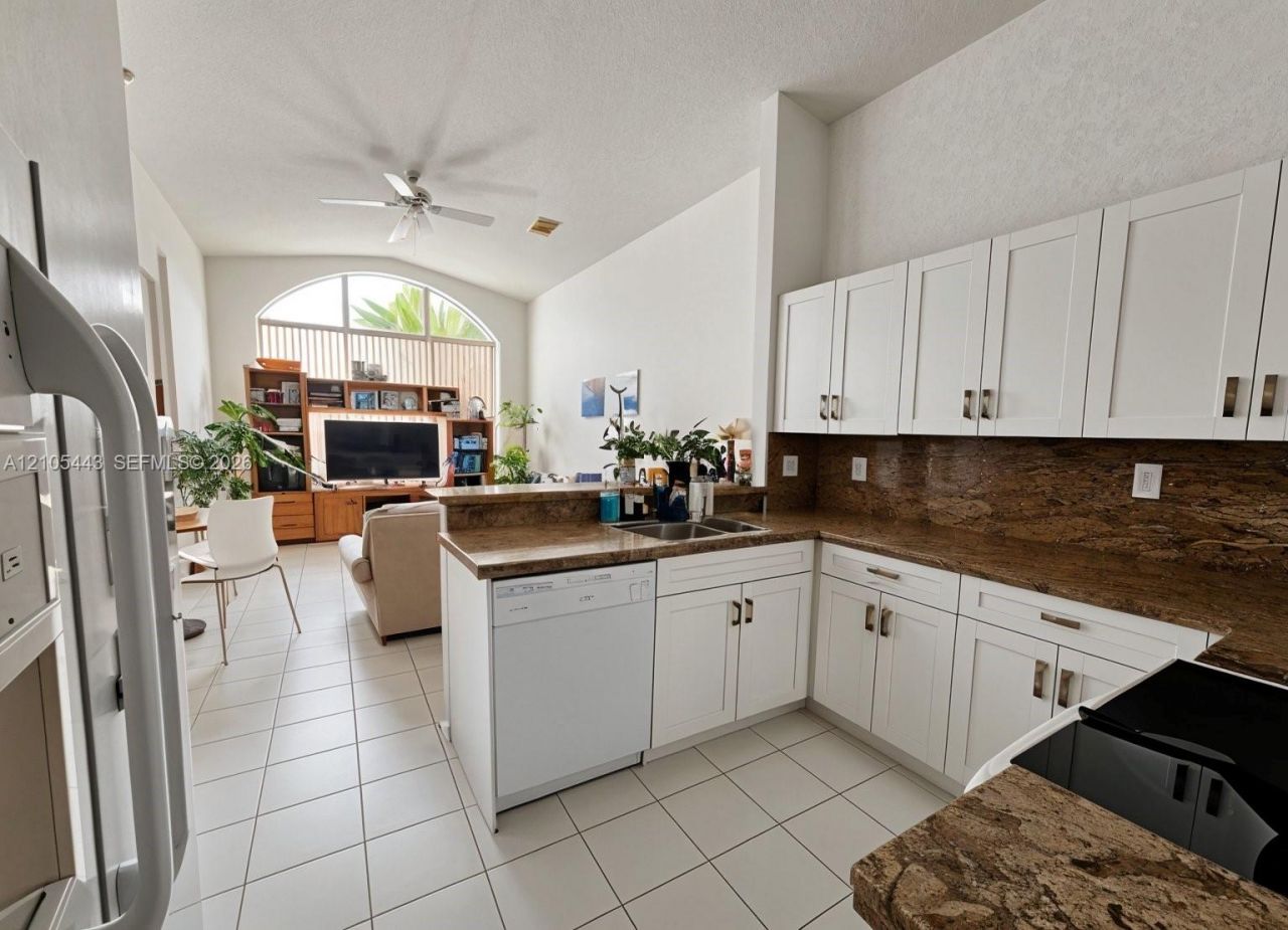 17415 NW 10th St, Pembroke Pines, FL 33029 Photo