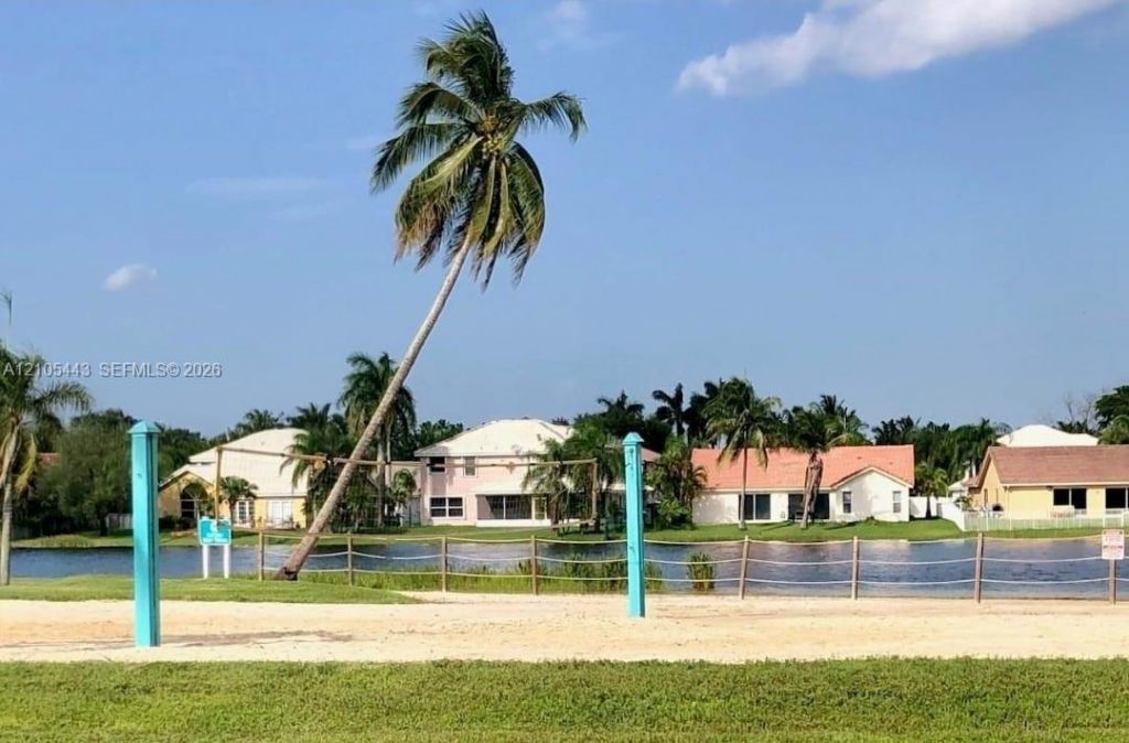 17415 NW 10th St, Pembroke Pines, FL 33029 Photo