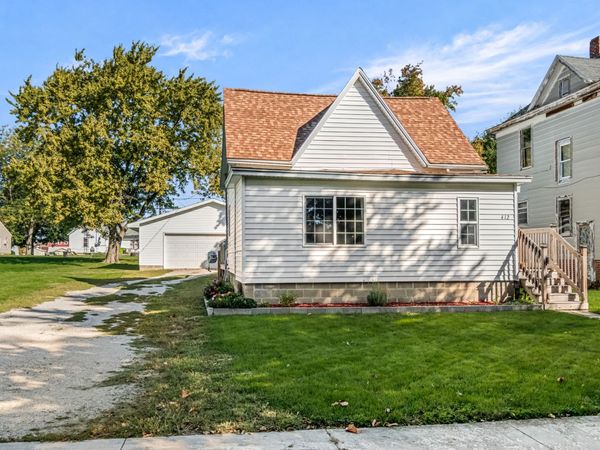 412 E Elm Street , Chatsworth, IL 60921