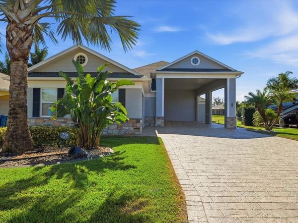 759 TEABERRY TRAIL , POLK CITY, FL 33868