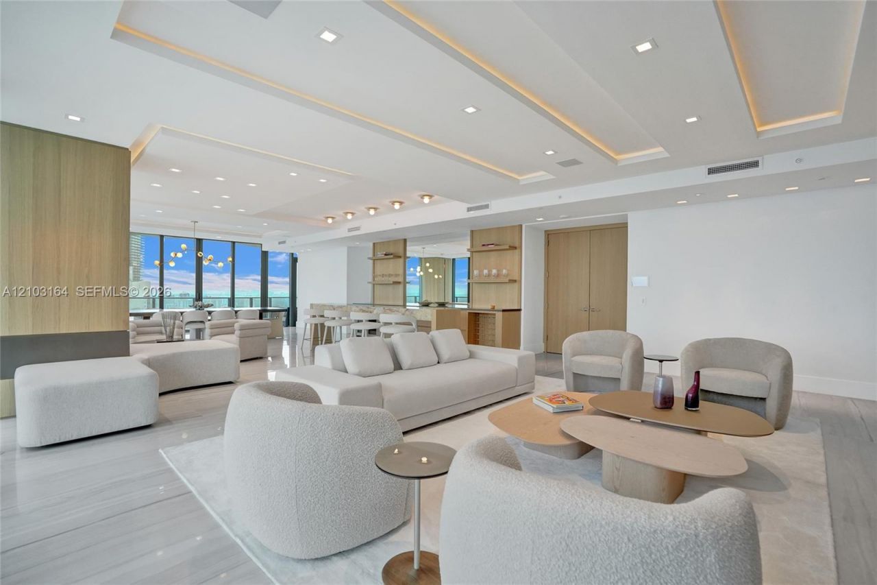 19575 Collins Ave , Unit 33, Sunny Isles Beach, FL 33160 Photo