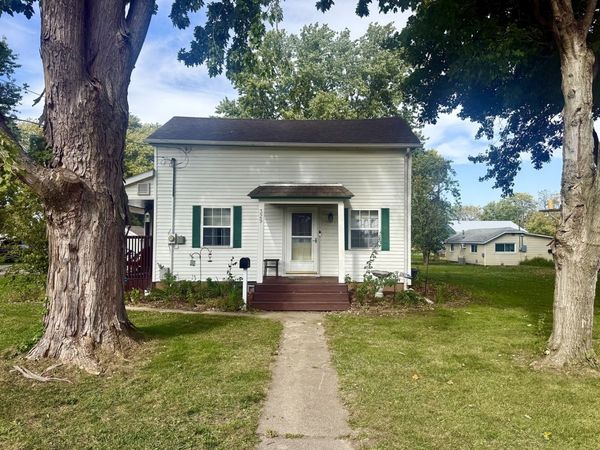 329 W Marquette Street , Princeton, IL 61356