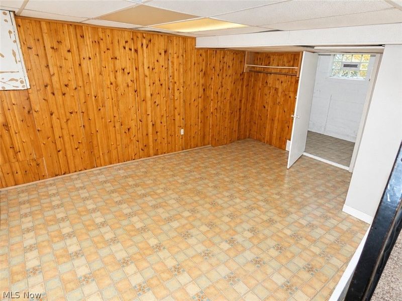 422 Clearview Drive, Unit G, Euclid, OH 44123 Photo 14