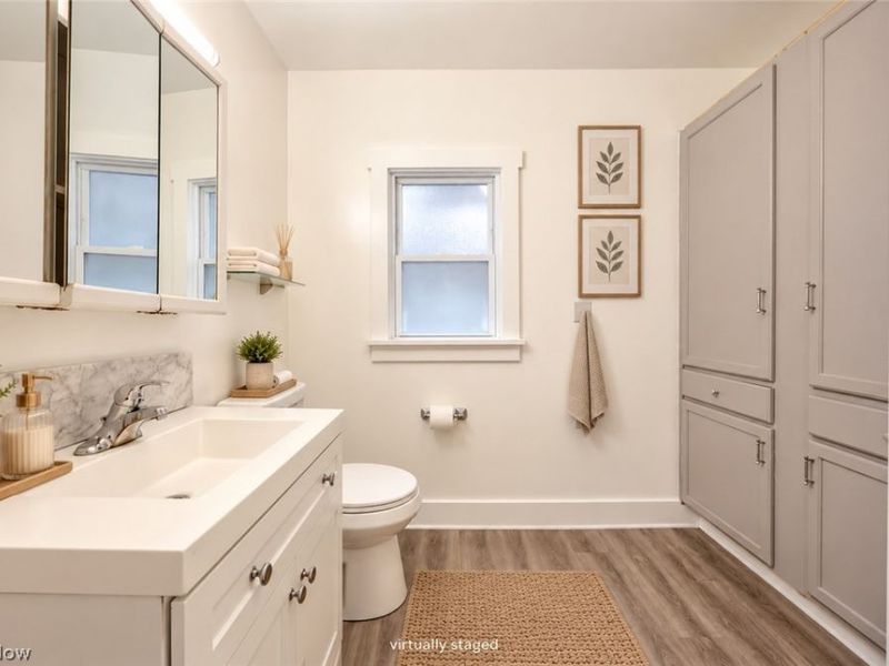 1390 E 109th Street, Cleveland, OH 44106 Photo 14