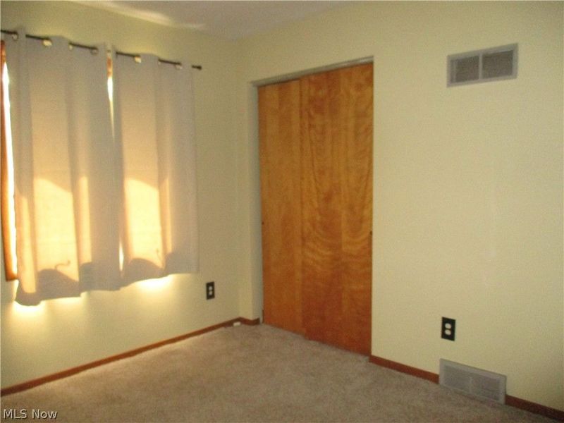 650-652 E Liberty Street, Girard, OH 44420 Photo 7