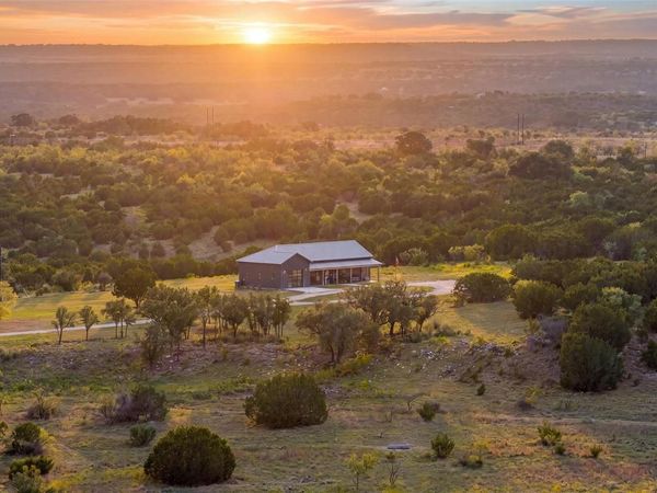 473 County Road 210, Hamilton, TX 76531