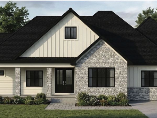 483 NE 9th Street, Polk City, IA 50226