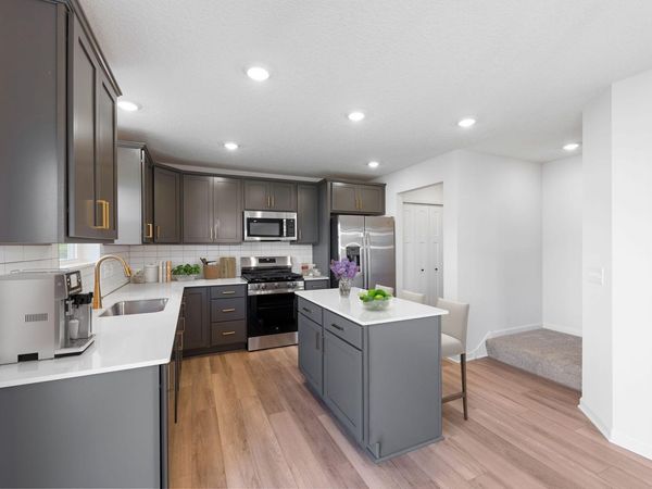 426 James Parkway , Elko New Market, MN 55054