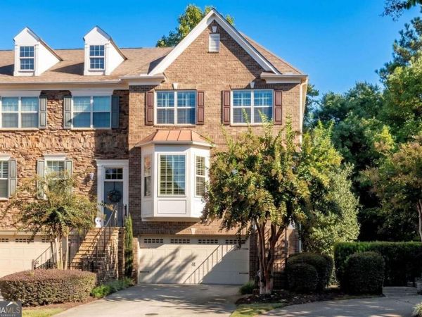 4002 Manchester Circle, Roswell, GA 30075