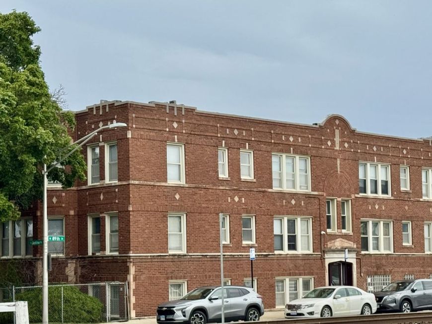 Main Photo