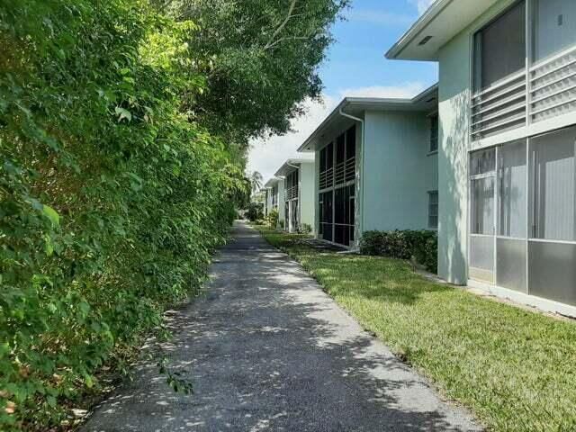 2740 SW 22nd Avenue, Unit 1604, Delray Beach, FL 33445 Photo