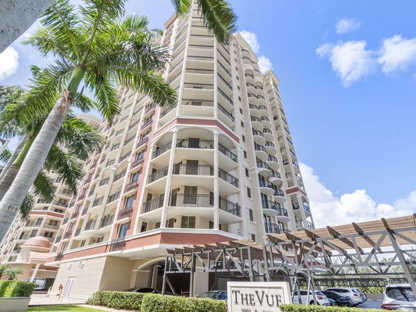2011 N Ocean Boulevard, Unit 304, Fort Lauderdale, FL 33305