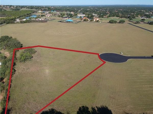 1900 Cisco DR, Spicewood, TX 78669