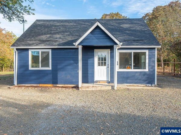40121 Lacomb Dr, Lebanon, OR 97355