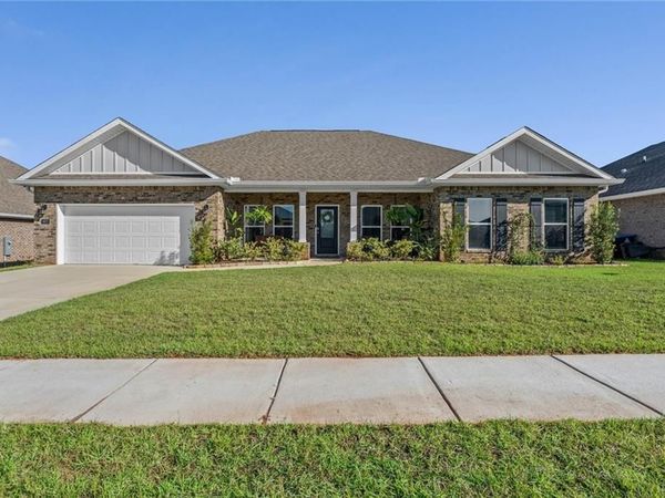 9872 Hamilton Ridge Drive N, Mobile, AL 36695