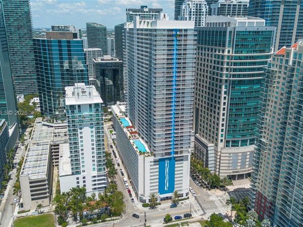 1200 Brickell Bay Dr , Unit 3008, Miami, FL 33131