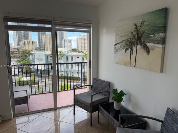 2420 Diana Dr , Unit 407, Hallandale Beach, FL 33009