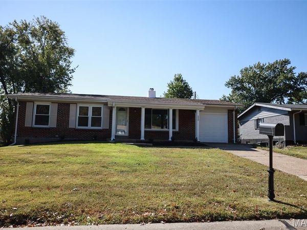 1314 Petite Drive , St Louis, MO 63138