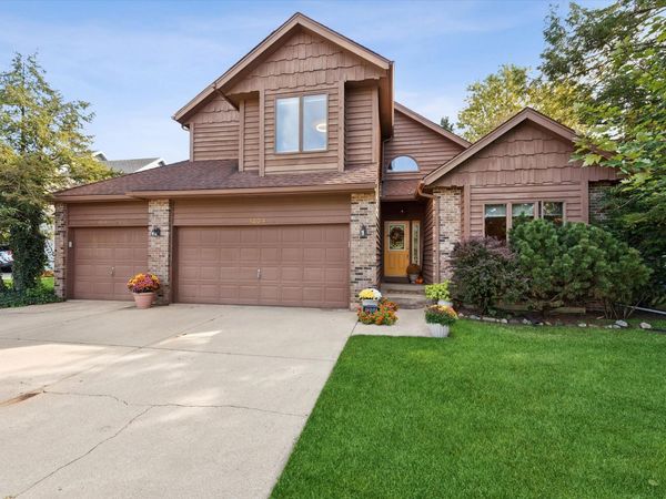 1204 Bartlett Drive , Valparaiso, IN 46383