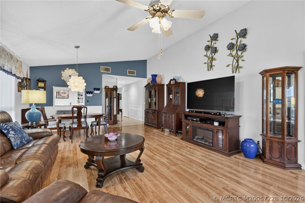6865 SE Bunker Hill Drive, Hobe Sound, FL 33455 Photo
