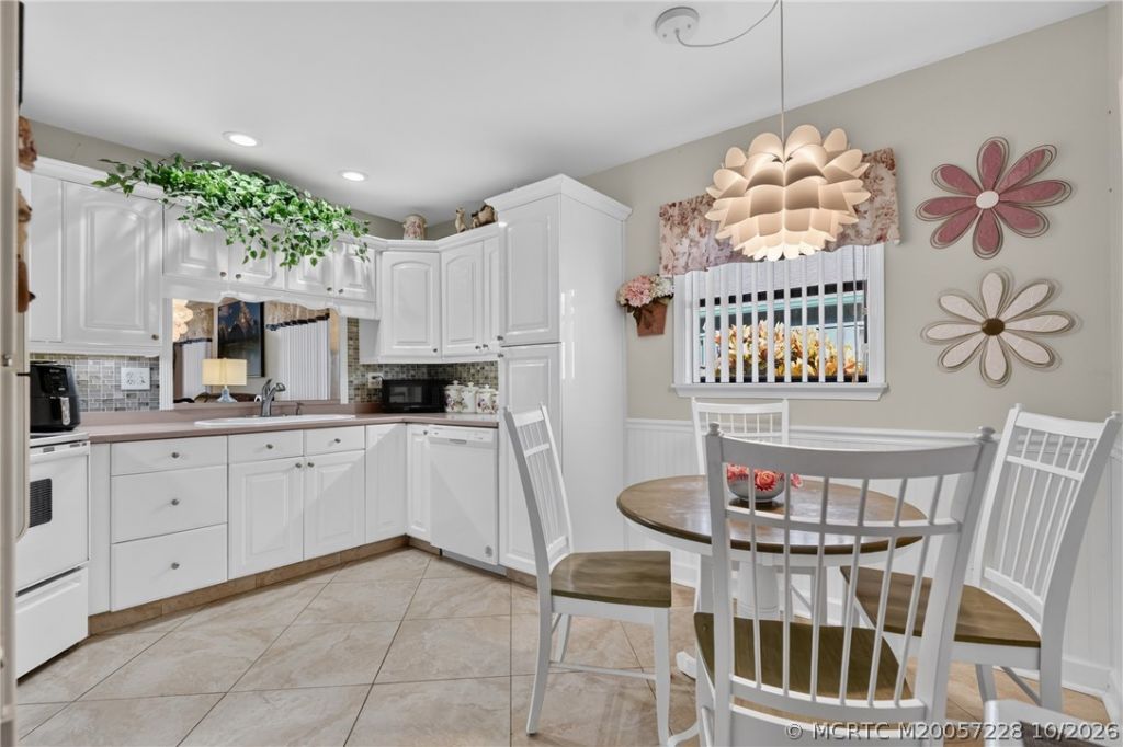6865 SE Bunker Hill Drive, Hobe Sound, FL 33455 Photo