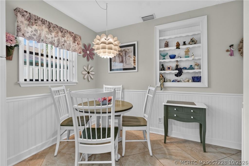 6865 SE Bunker Hill Drive, Hobe Sound, FL 33455 Photo