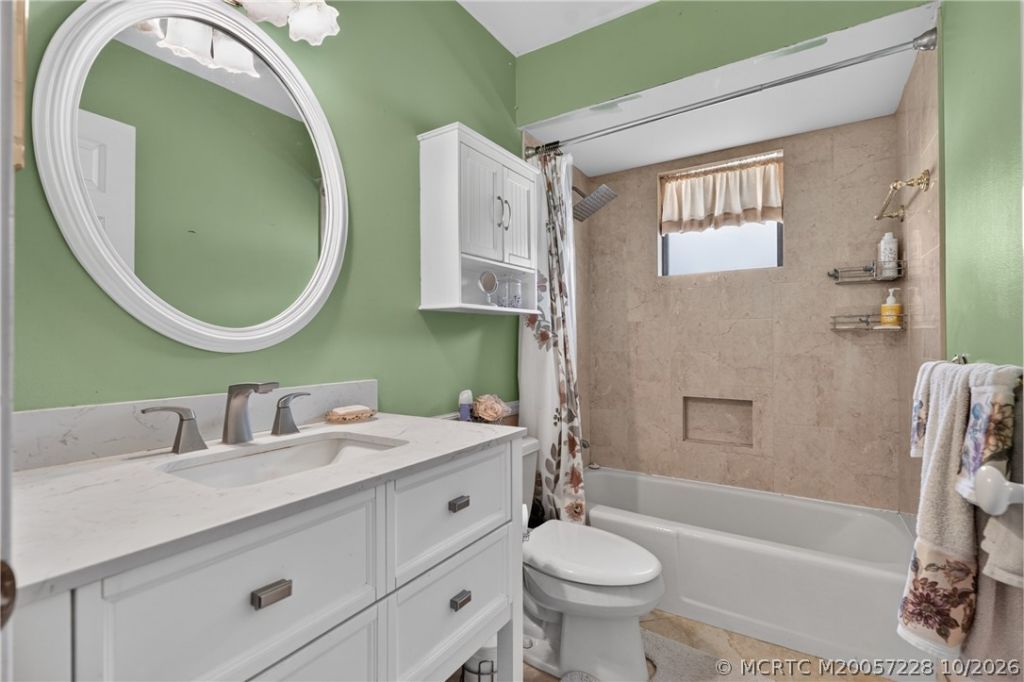 6865 SE Bunker Hill Drive, Hobe Sound, FL 33455 Photo