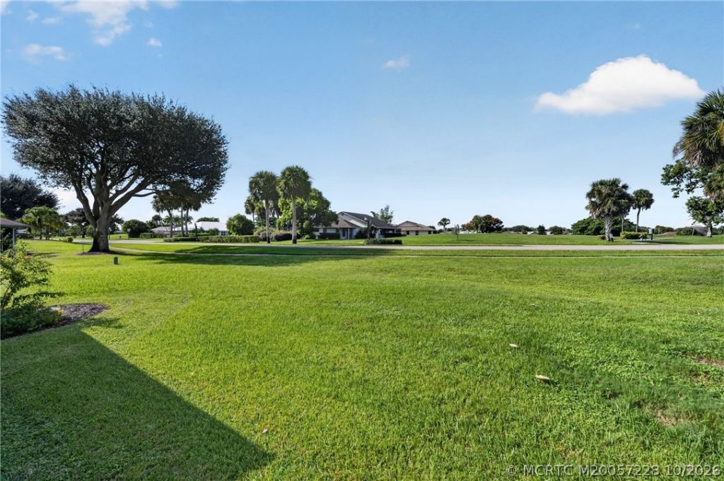 6865 SE Bunker Hill Drive, Hobe Sound, FL 33455 Photo