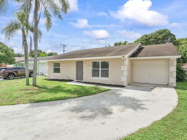 5855 TIMBER VALLEY Drive, Lake Worth, FL 33463