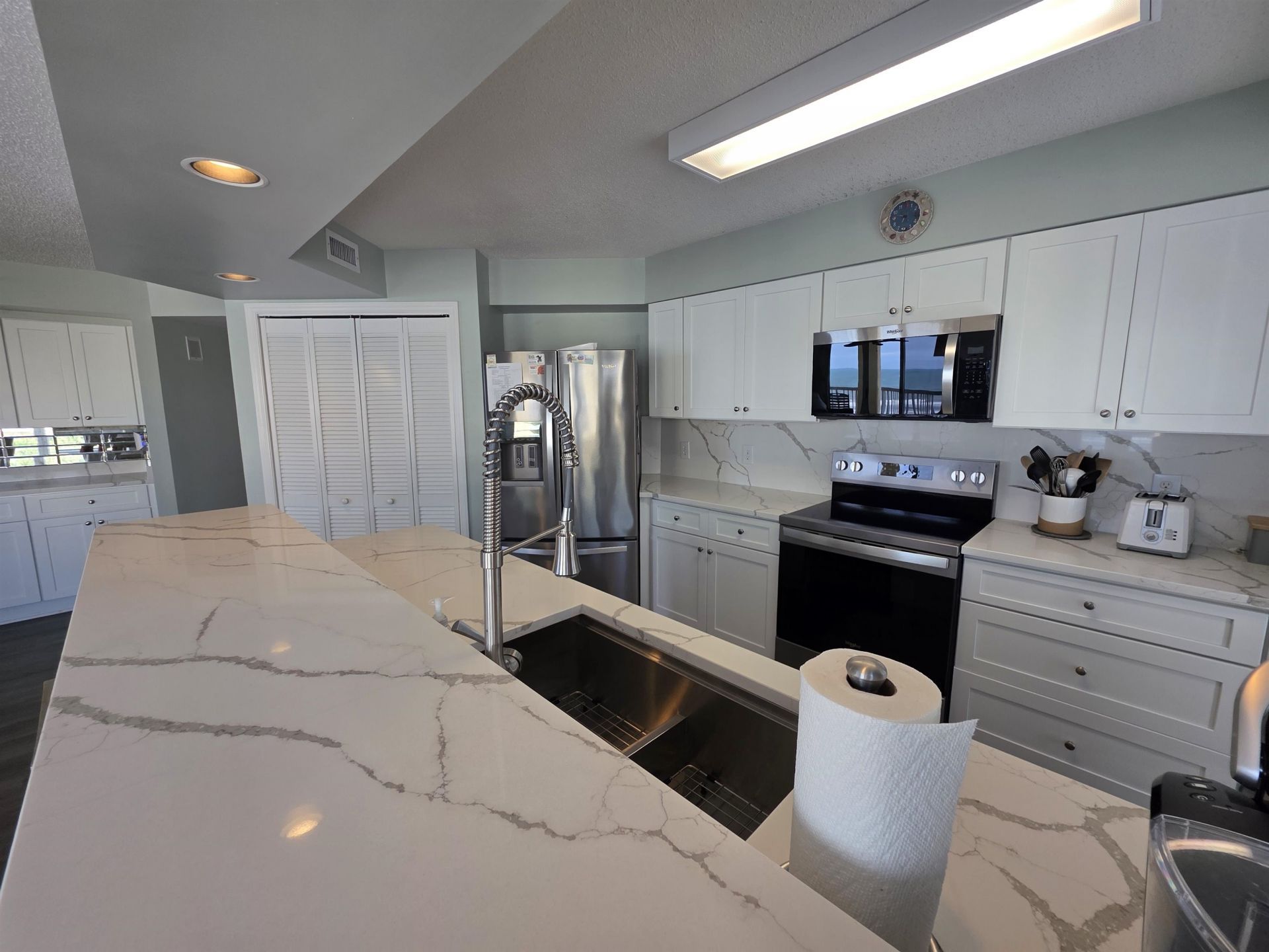 135 S Dunes Dr. Photo 12