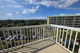 135 S Dunes Dr. photo 4