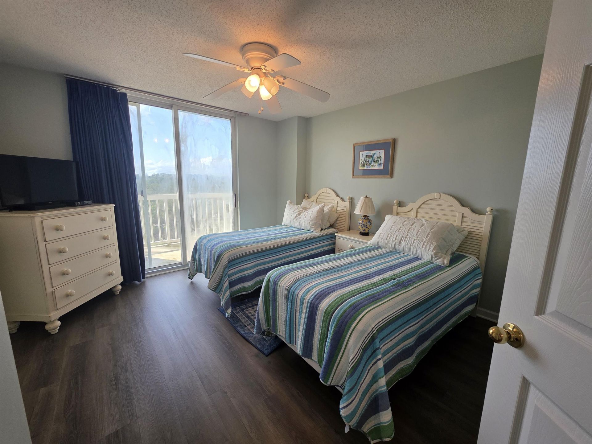 135 S Dunes Dr. Photo 4