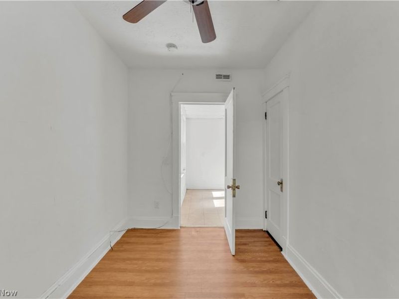 1111 E 76th Street, Cleveland, OH 44103 Photo 17