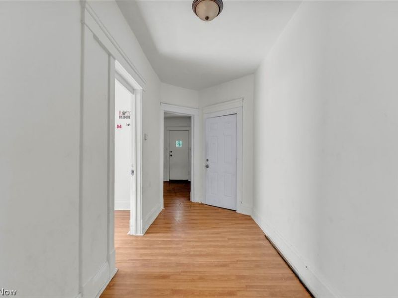 1111 E 76th Street, Cleveland, OH 44103 Photo 24