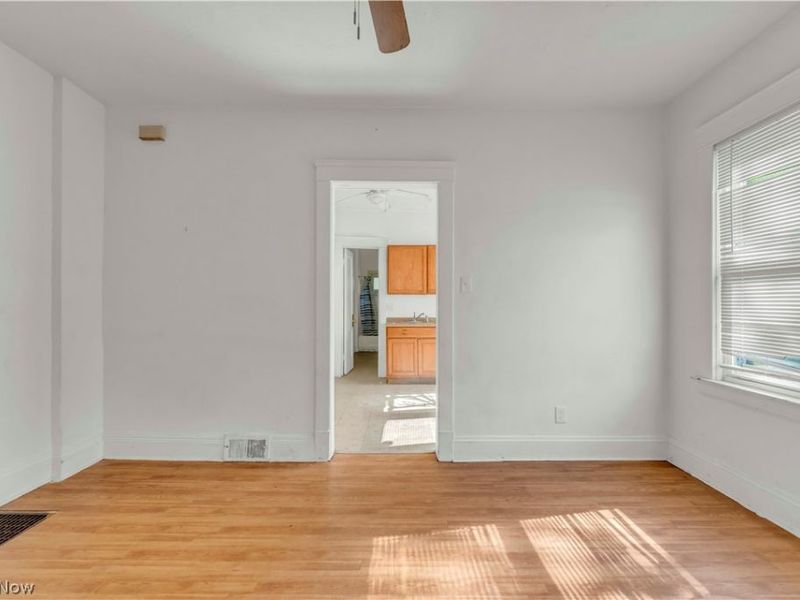 1111 E 76th Street, Cleveland, OH 44103 Photo 26