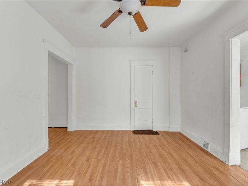 1111 E 76th Street, Cleveland, OH 44103 Photo 27