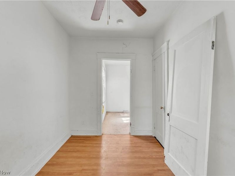 1111 E 76th Street, Cleveland, OH 44103 Photo 33