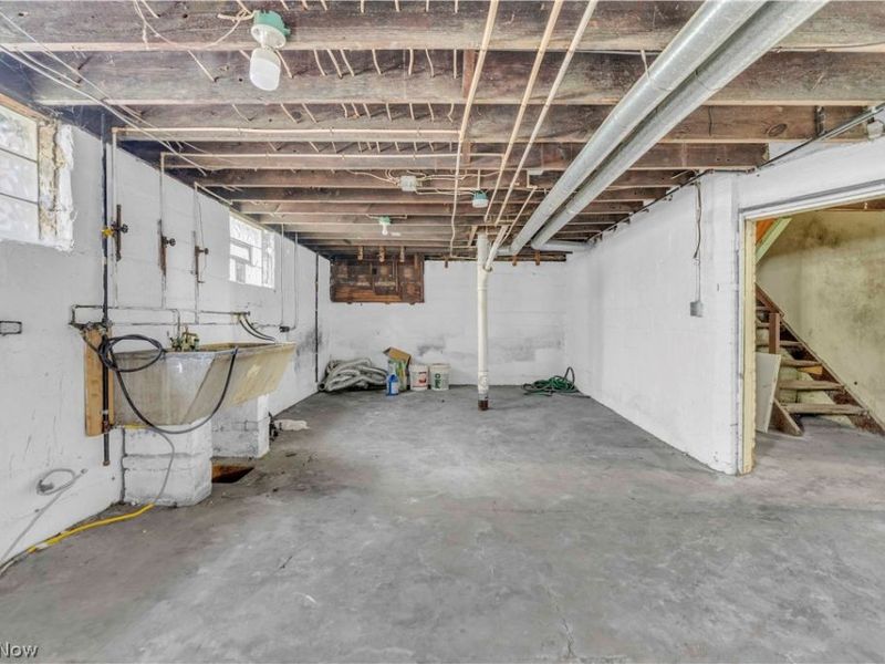1111 E 76th Street, Cleveland, OH 44103 Photo 35