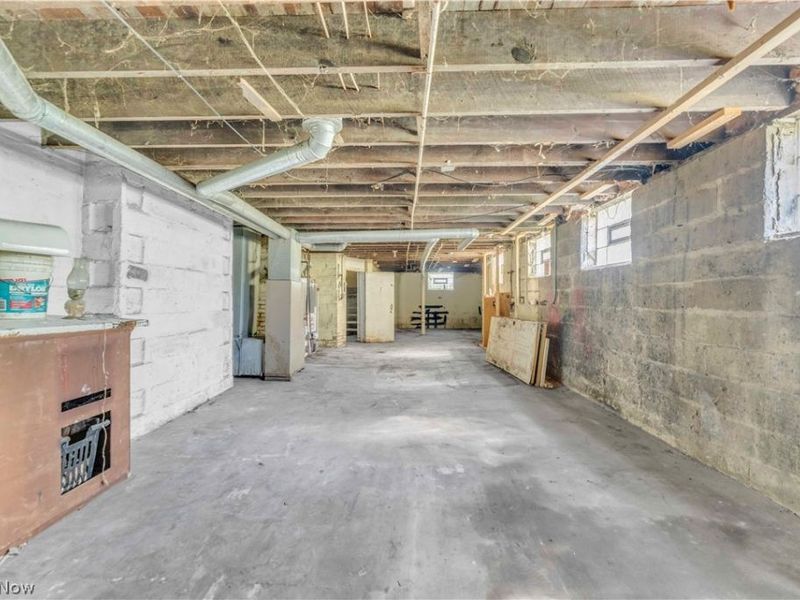 1111 E 76th Street, Cleveland, OH 44103 Photo 38