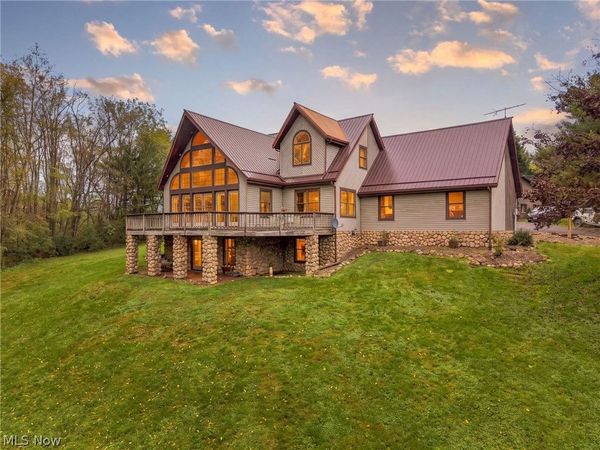 5850 Meter Road NE, Mechanicstown, OH 44651