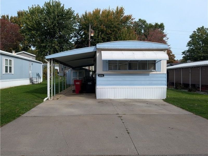 454 Westwoods, Amherst, OH 44001 Photo 1