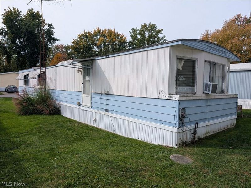 454 Westwoods, Amherst, OH 44001 Photo 25