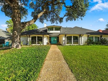10011 Woodlake Drive, Dallas, TX 75243