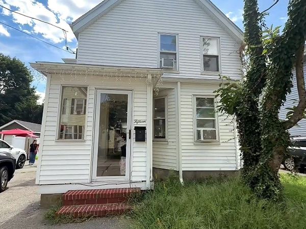 15 Churchill St, Milton, MA 02186